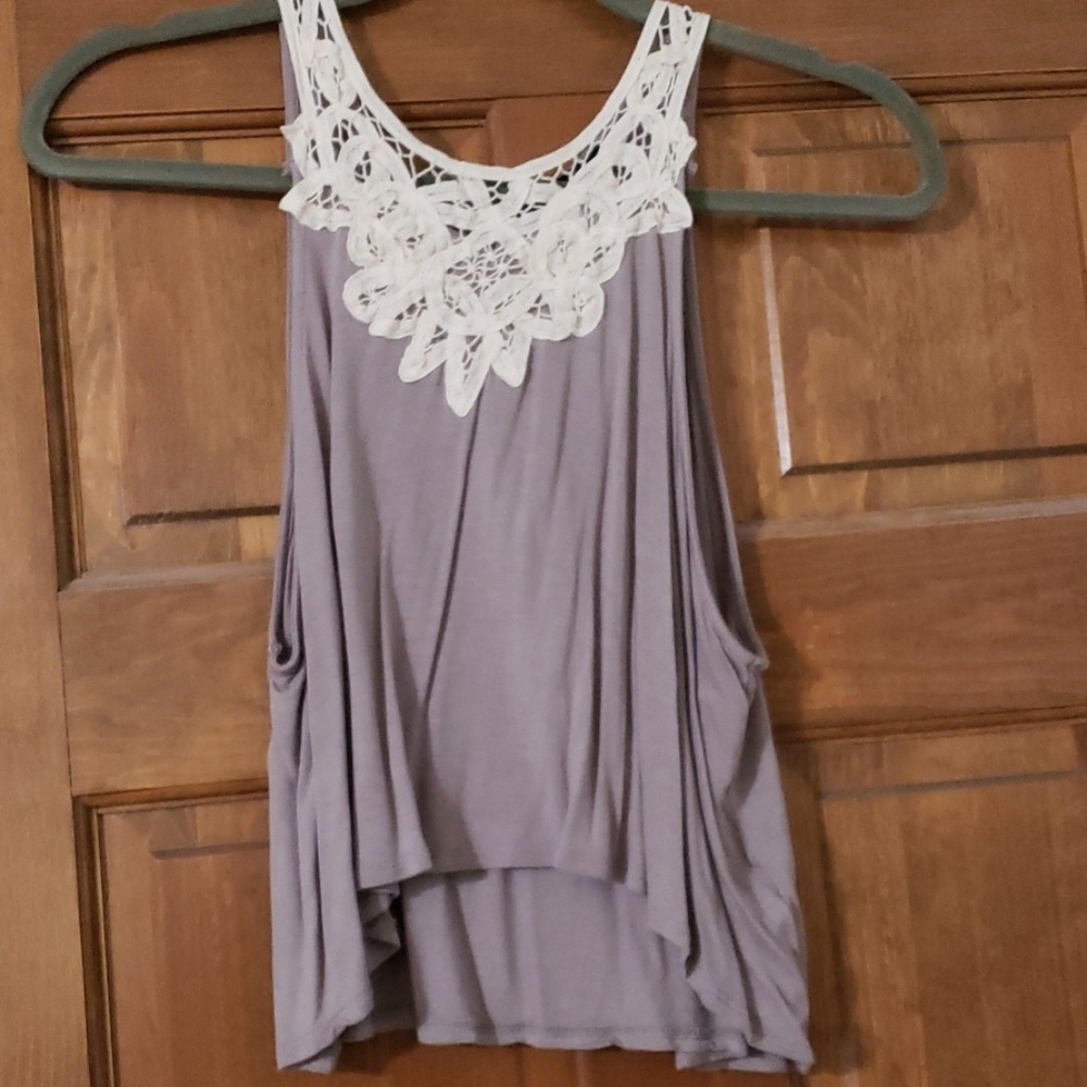 Taupe flowy tank